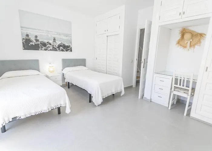 Canovas - Casa Bajamar 36 Con Piscina Prázdninový dům Nerja