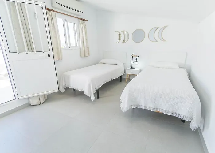 Holiday home Canovas - Casa Bajamar 36 Con Piscina Nerja